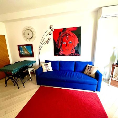 Very Central Suite Apartment With 1Bedroom Next To The Underground Train Station Monaco And 6Min From Casino Place エクステリア 写真